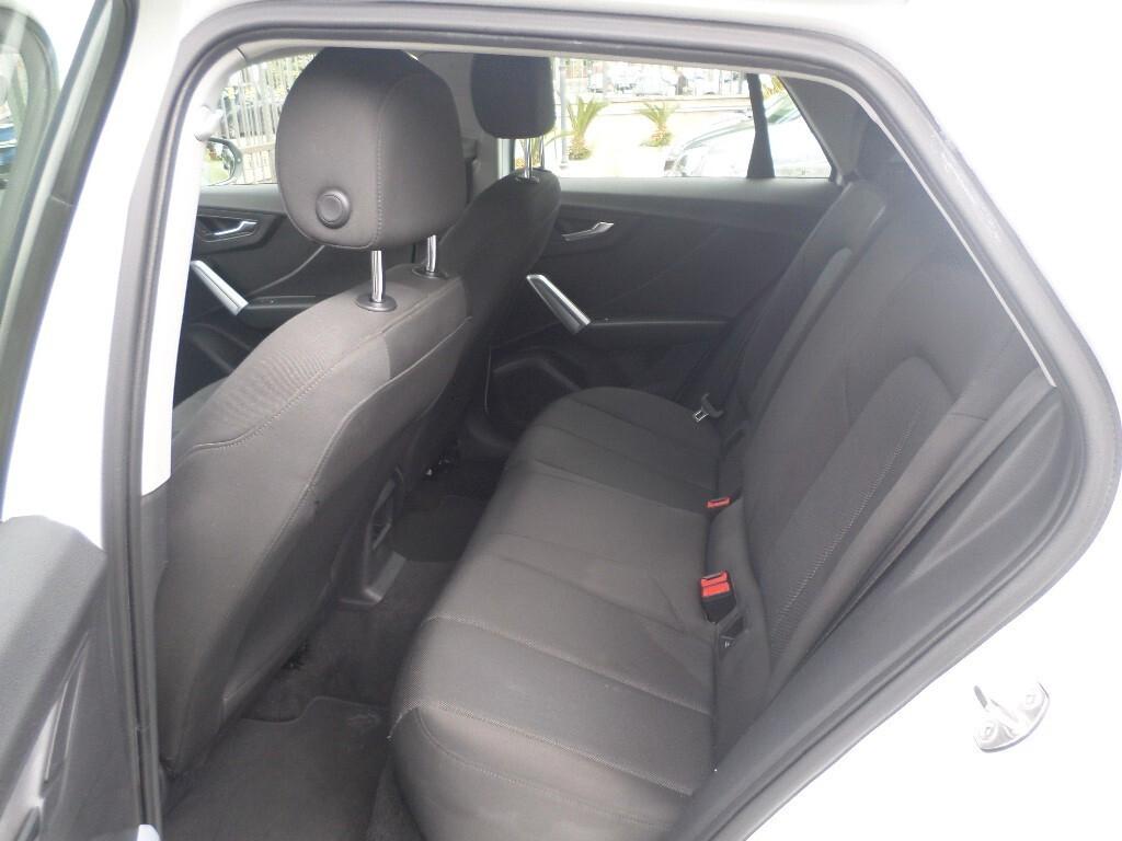 Audi Q2 30 TDI S tronic Business