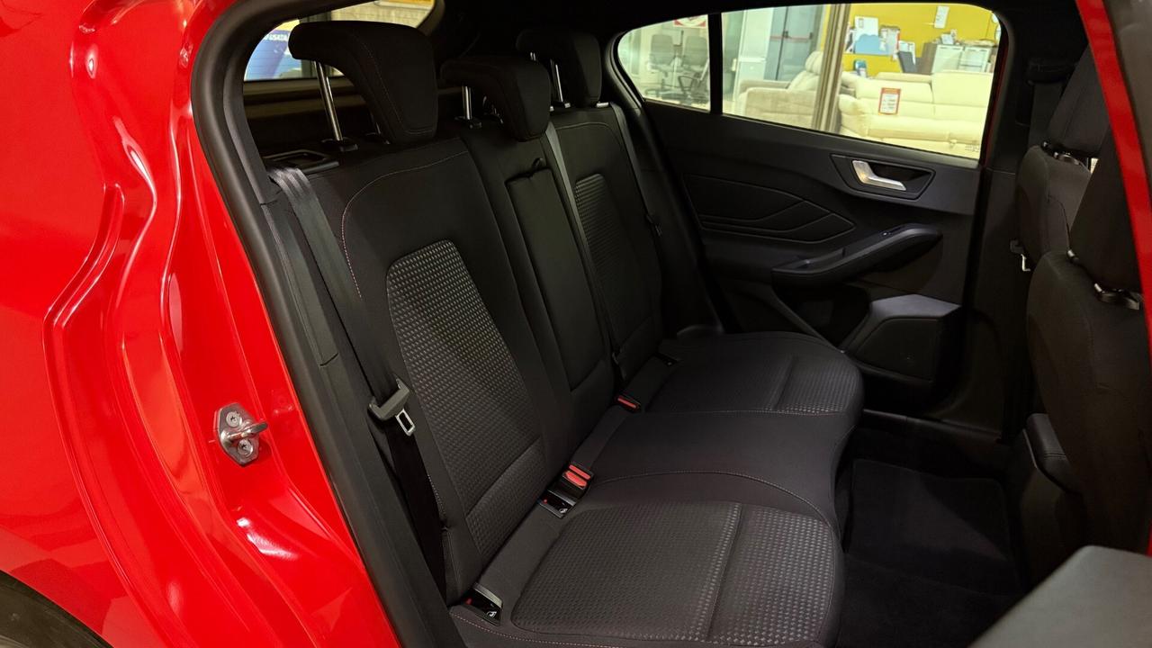 Ford Focus 1.0 EcoBoost Hybrid 125 CV ST-Line 2021 TETTO