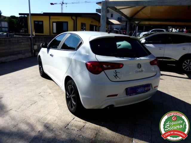 ALFA ROMEO Giulietta 1.6 JTDm-2 105 CV Distinctive
