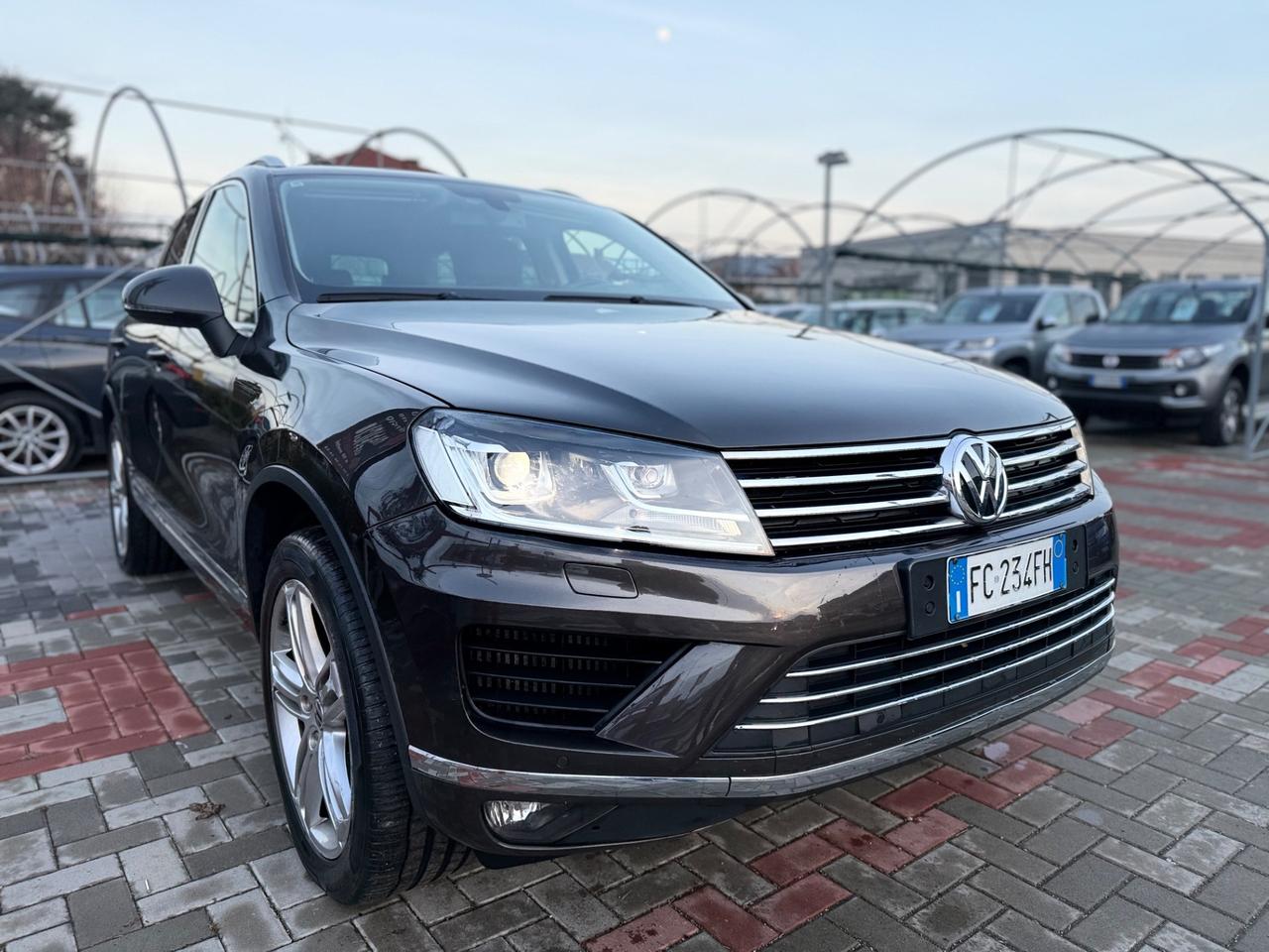 Volkswagen Touareg 3.0 TDI 204 CV . Executive