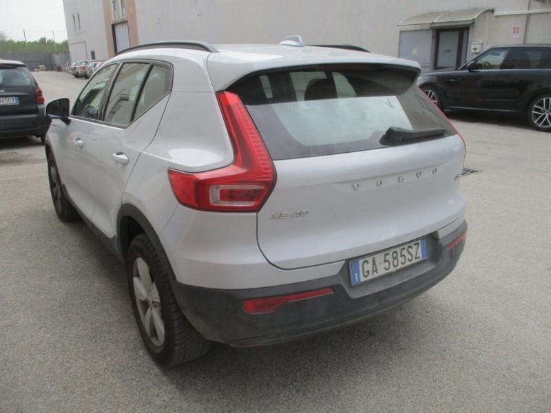 Volvo XC40 D3 AWD Momentum Core