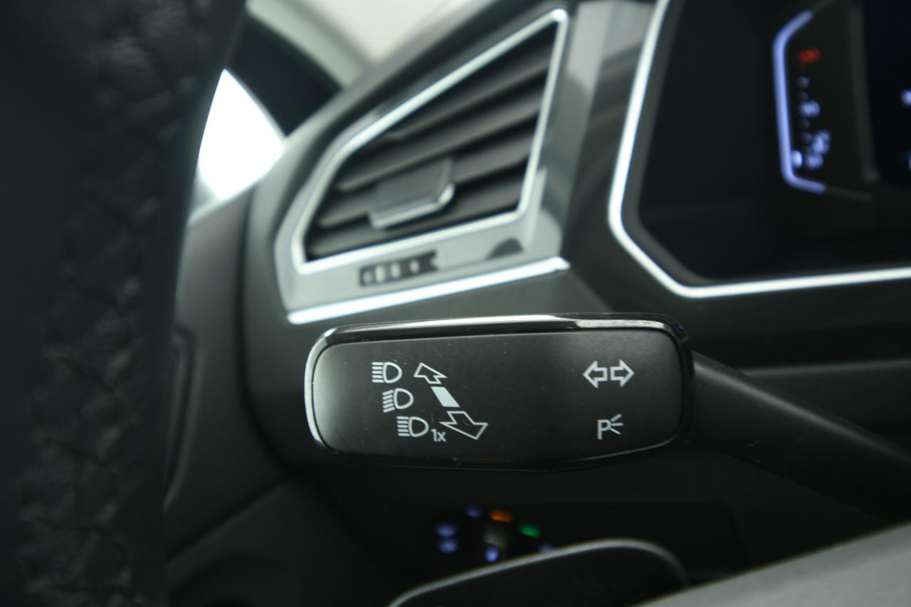 VOLKSWAGEN Tiguan 2.0 tdi Elegance 150cv dsg CAMERA+ACC+APP CONNECT