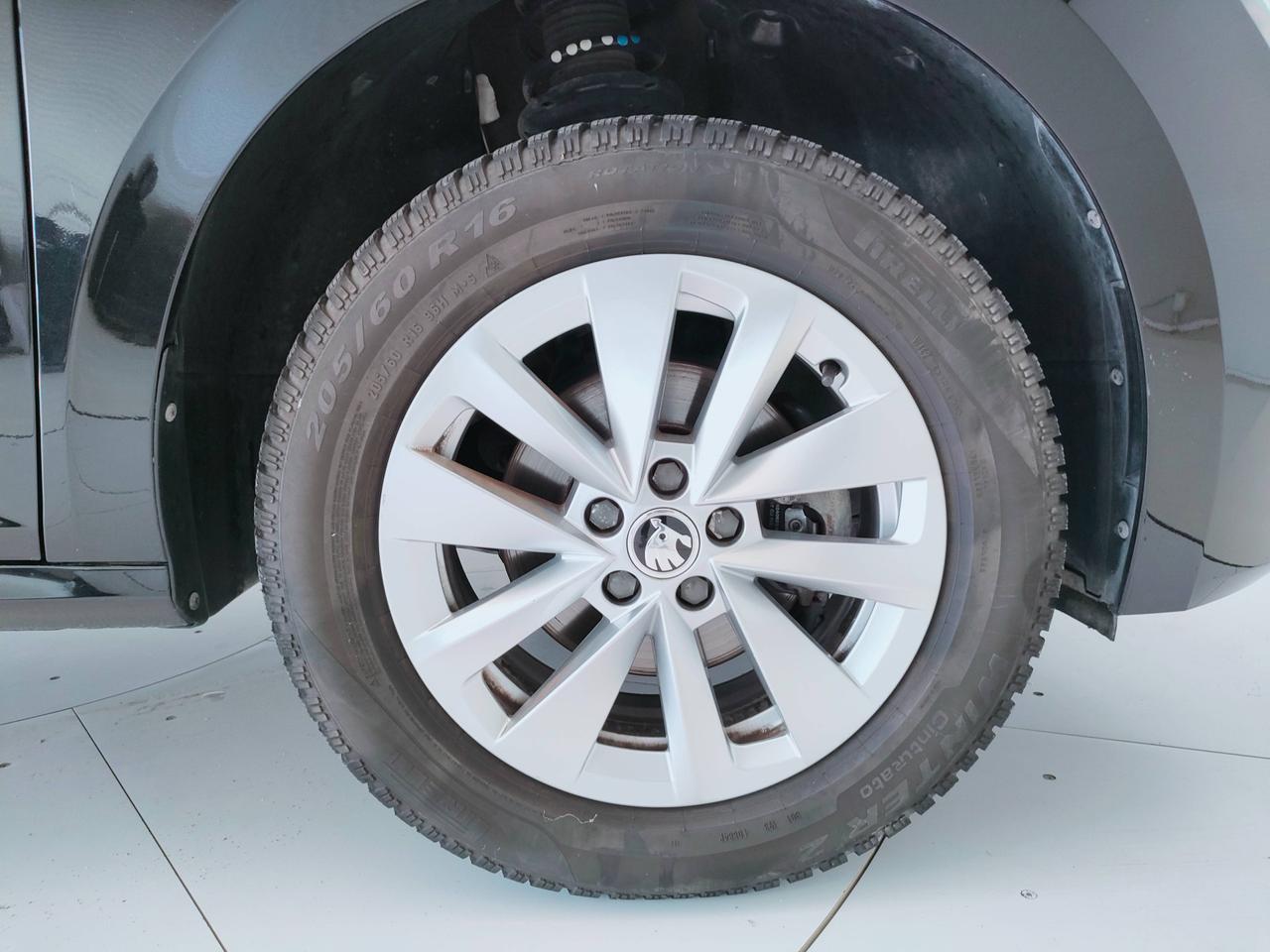 SKODA Kamiq 2019 - Kamiq 1.0 tsi Ambition 110cv