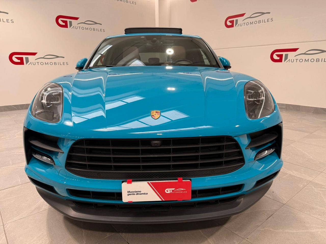 Porsche Macan 2.0 BLU MIAMI