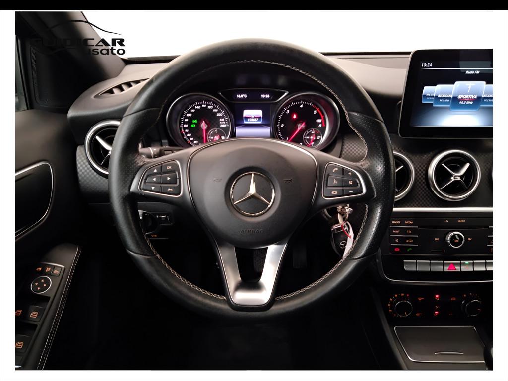 Mercedes-Benz Classe A - W176 - A 180 d Sport my16