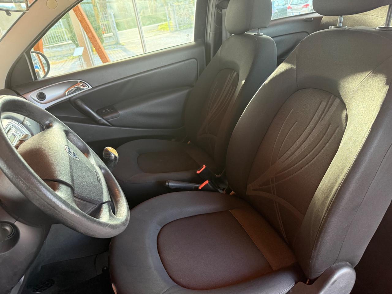 Lancia Ypsilon 1.3 Diesel - Neopatentati