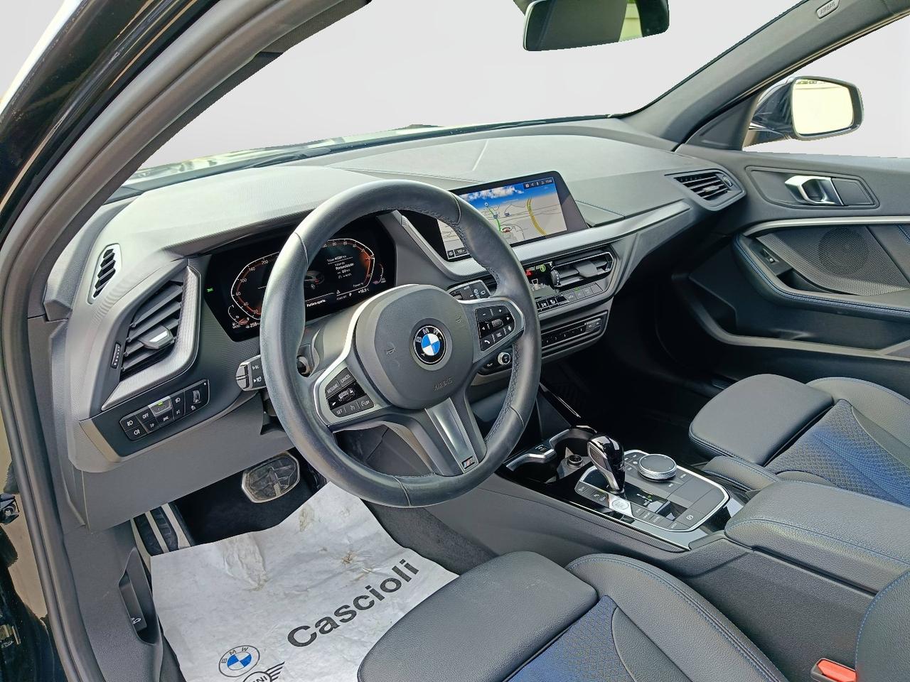 BMW Serie 1 F40 - 118d Msport auto