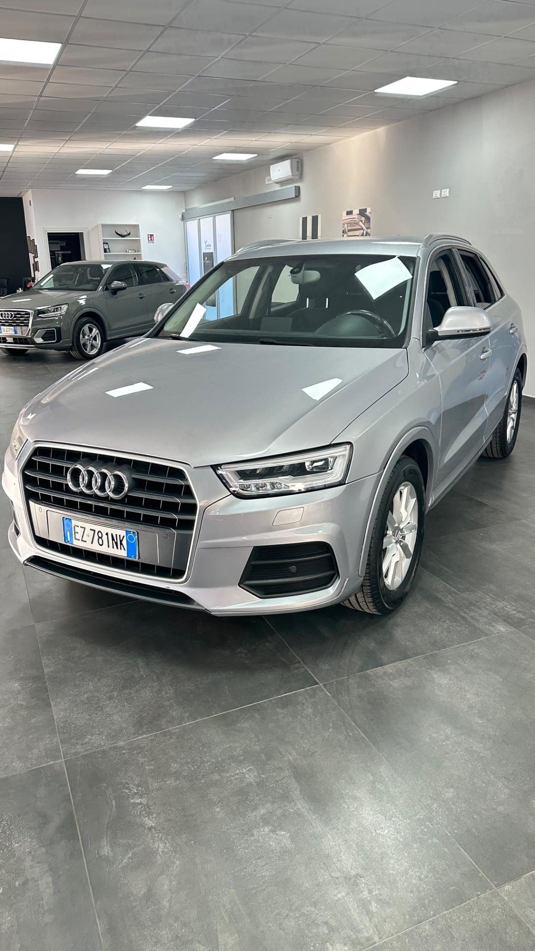 Audi Q3 2.0 TDI 150 CV Business