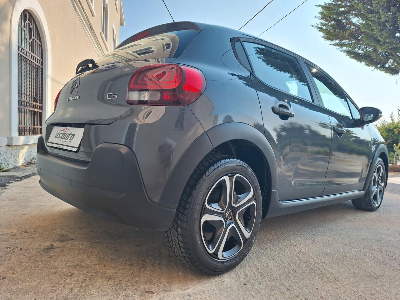 Citroen C3 1.6 hdi 75 cv Shine CARPLAY