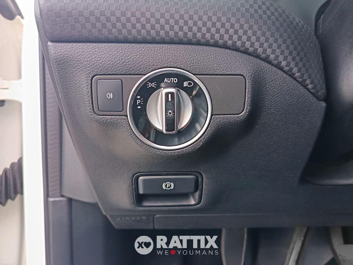 Mercedes-Benz A 180 1.6 122CV Premium