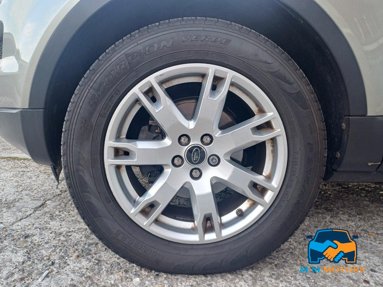 Land Rover Range Rover Evoque 5 Porte Range Rover Evoque 5p 2.2 td4 Pure 150cv