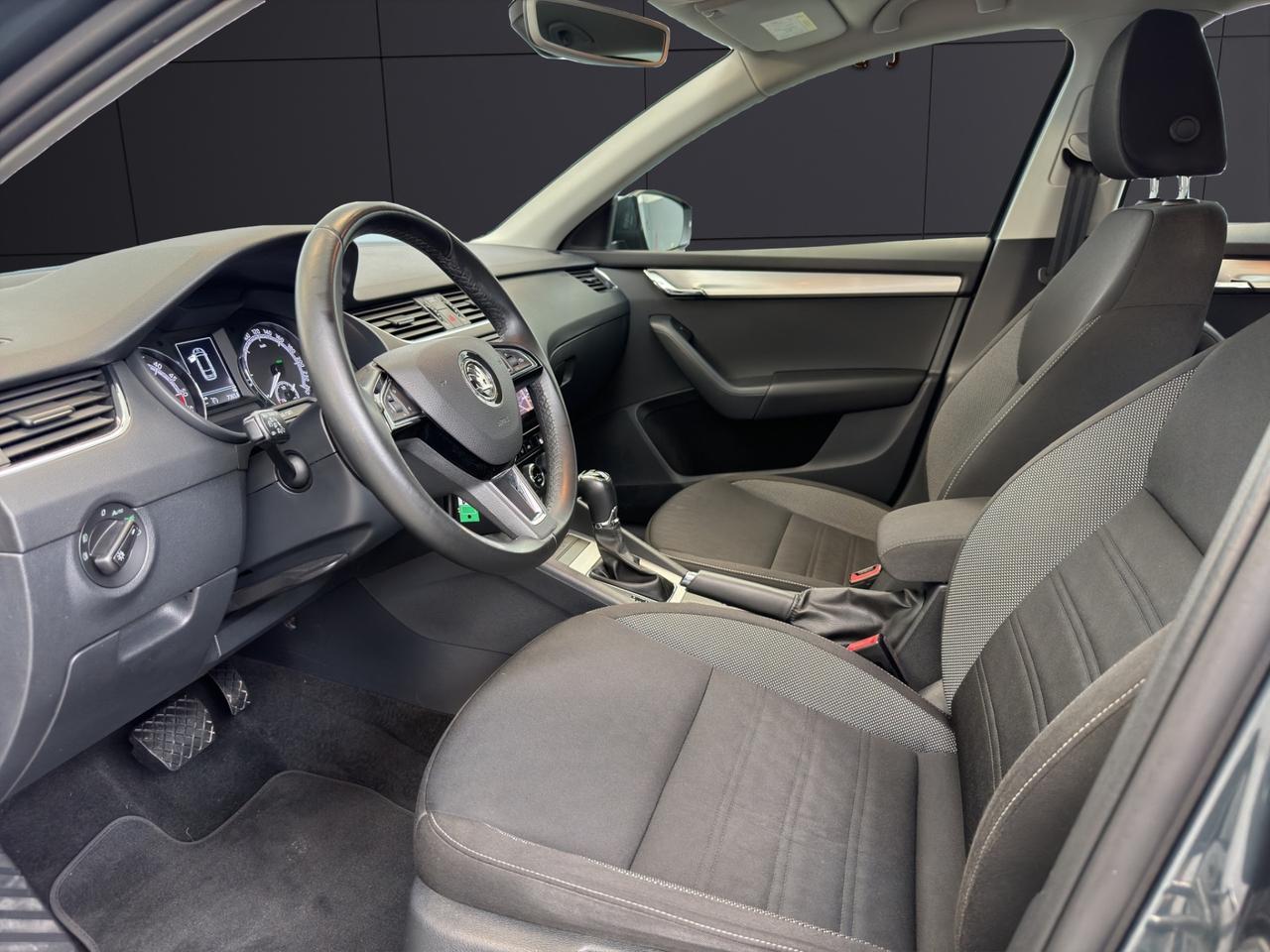 Skoda Octavia 2.0 TDI SCR 150 CV DSG Wagon Executive