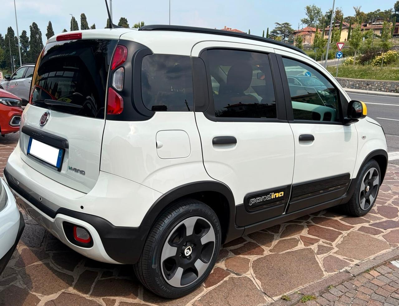 Fiat Panda Cross 1.0 Pandina FireFly S&S Hybrid