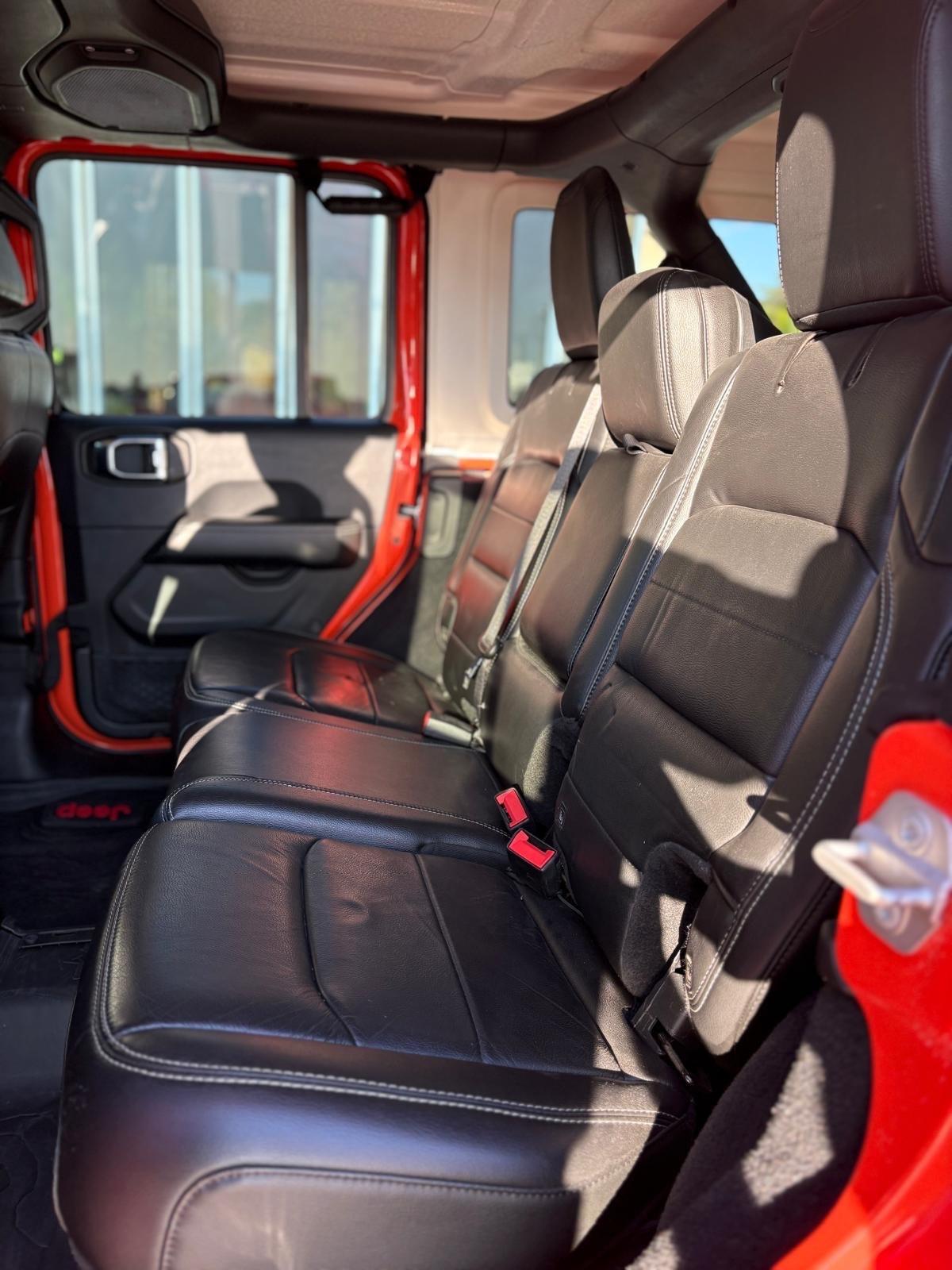 Jeep Wrangler Unlimited 2.2 Mjt II Sahara