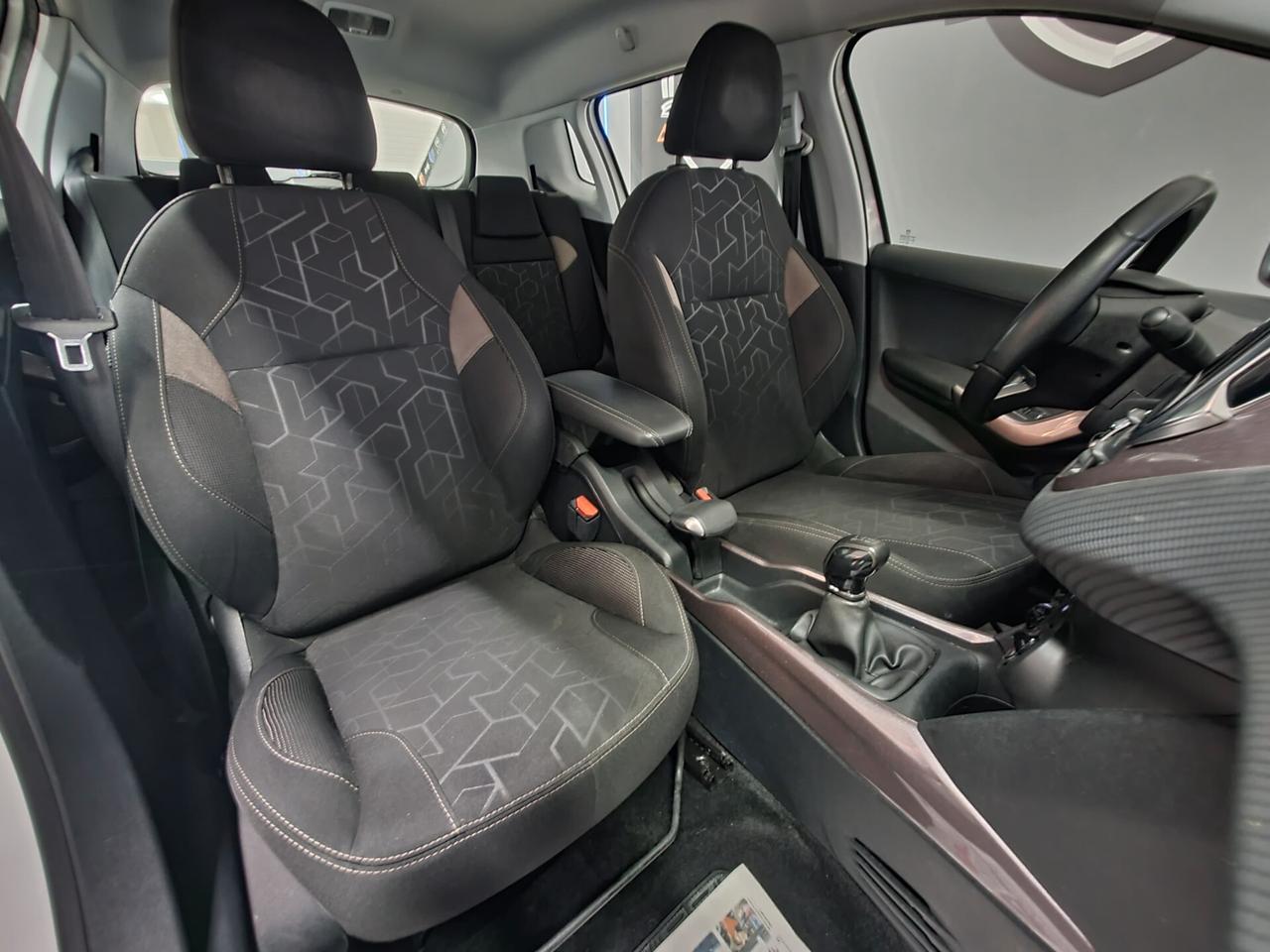 Peugeot 2008 1.6 e-HDi 92cv Allure 2015