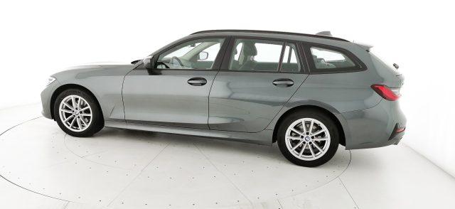 BMW 320 d Touring mhev 48V xdrive Business Advantage auto