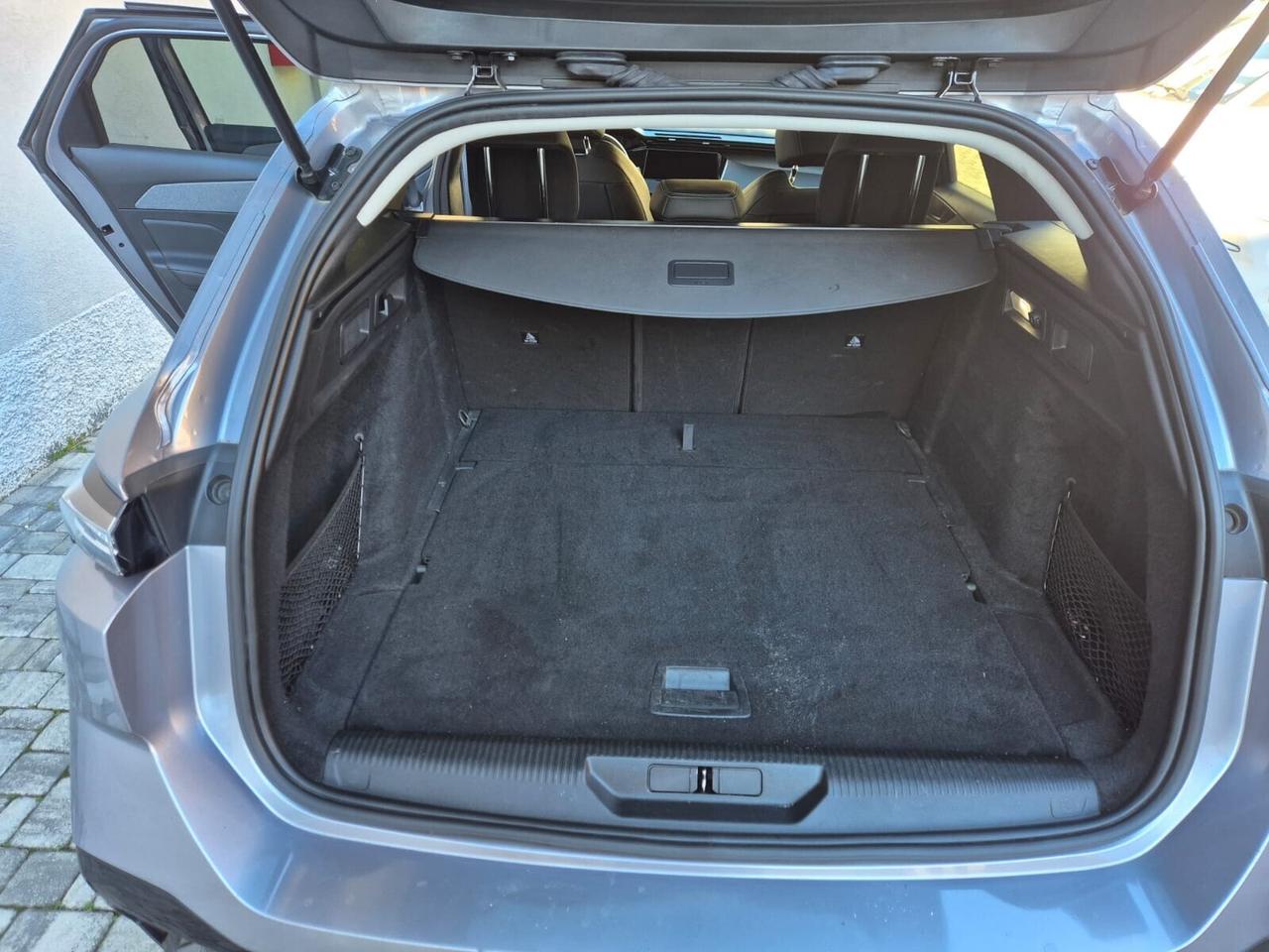 Peugeot 308 BlueHDi 130 S&S SW Allure