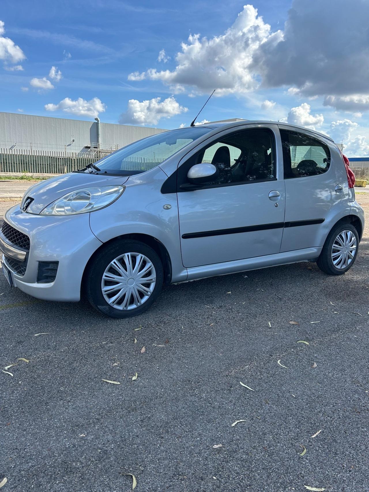 Peugeot 107 1.0 68CV 5p. Active