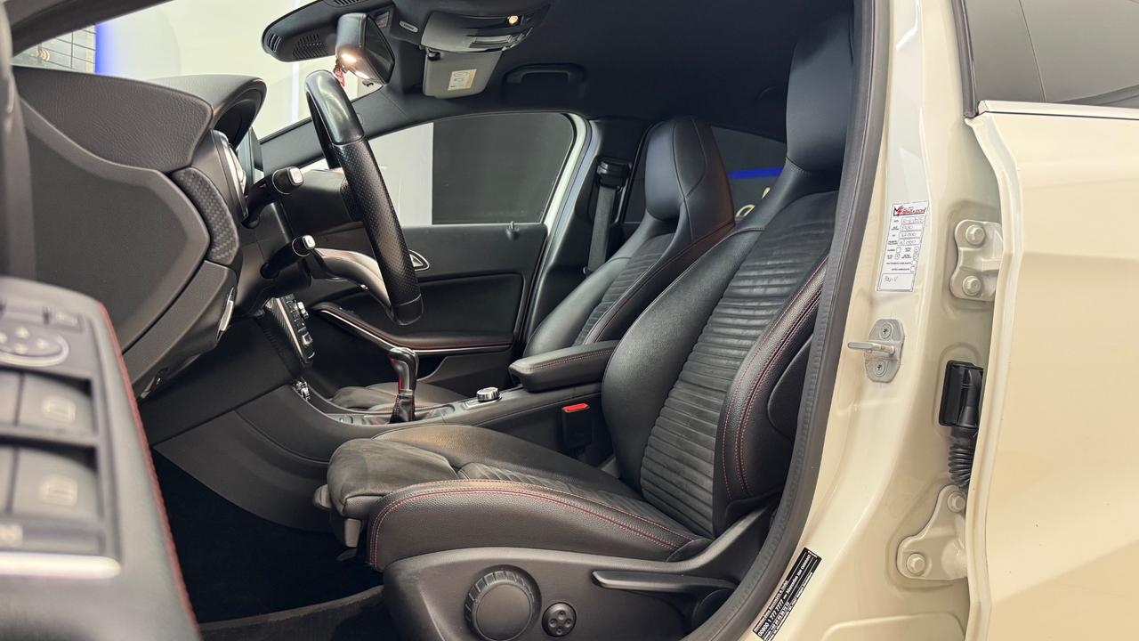 Mercedes-benz A 180 d Premium Amg Edition-2017