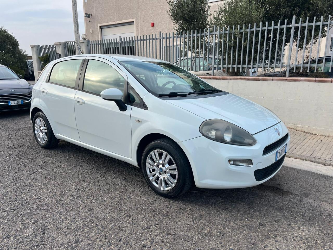 Fiat Punto 1.2 8V 5 porte 51KW 70CV 2012