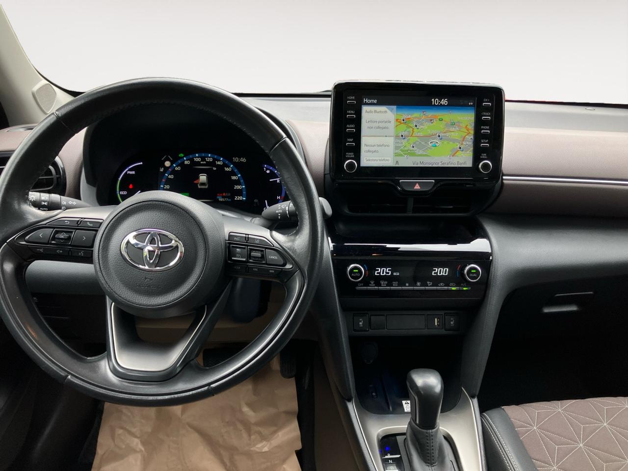 Toyota Yaris Cross 1.5h Lounge fwd 116cv e-cvt