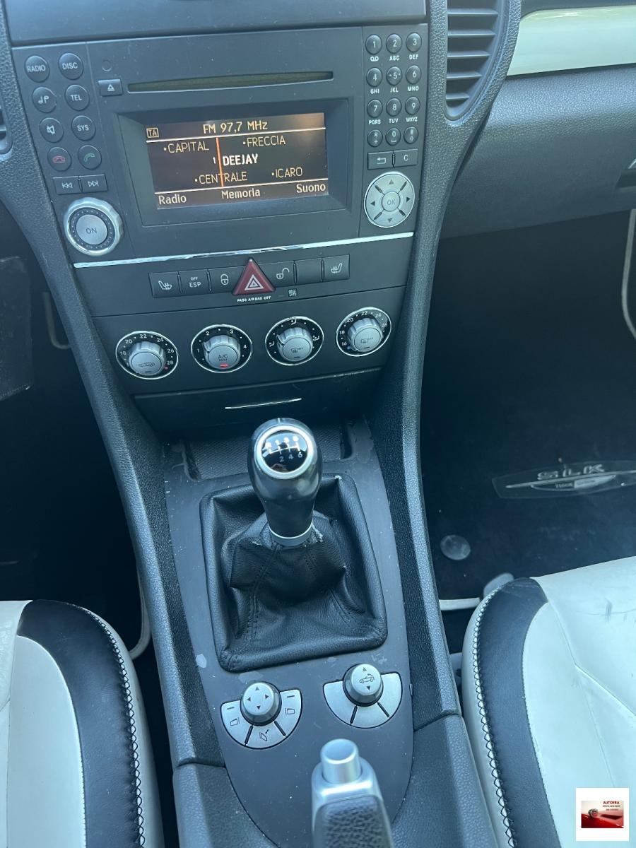 MERCEDES - Classe SLK - 200 Kompressor 2LOOK Edition