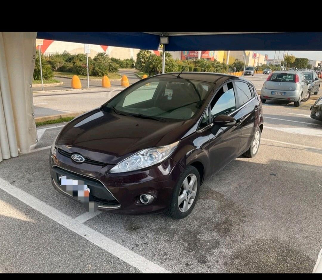 Ford Fiesta 1.4 Bz.- GPL Titanium NEOPATENTATI
