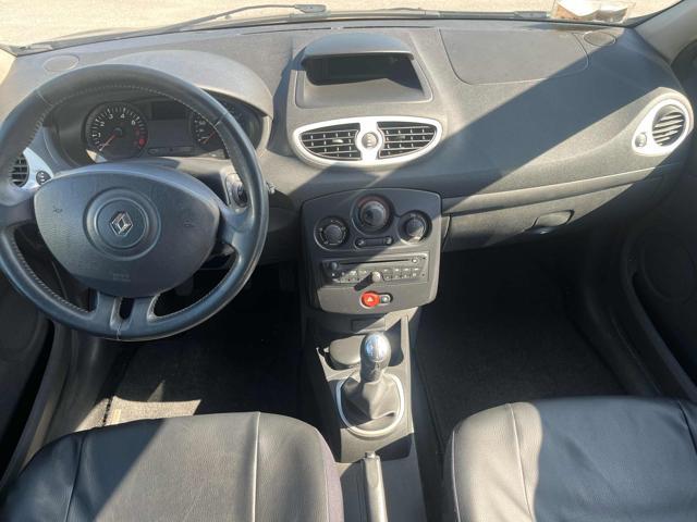 RENAULT Clio 1.2 16V 5 porte Live!
