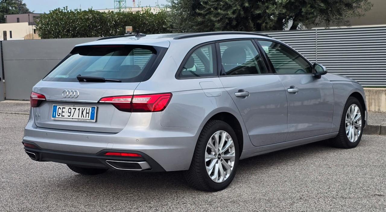 Audi A4 Avant 20 TDI/136 CV S tronic Business Advanced