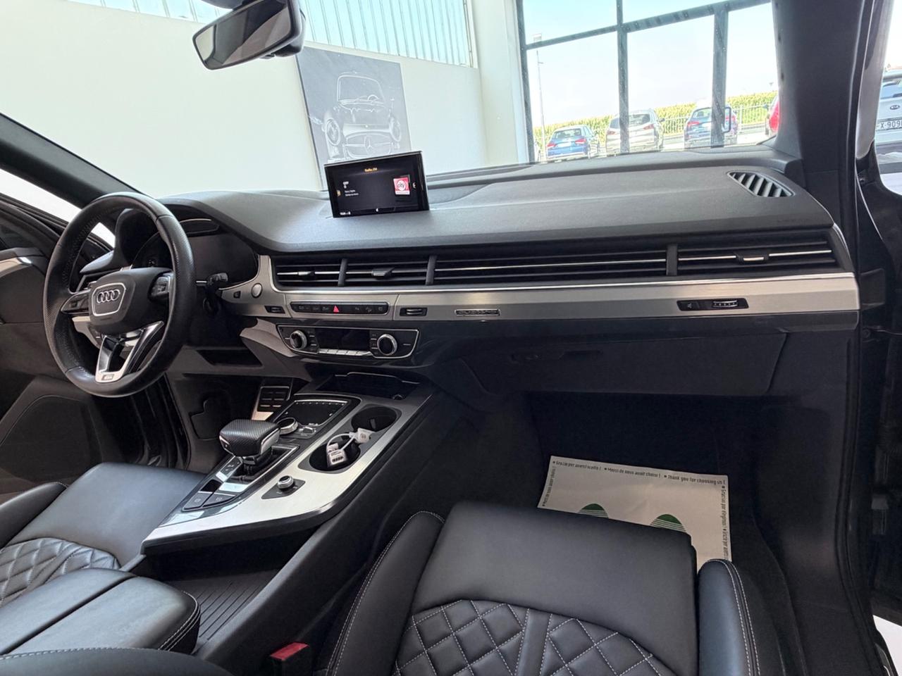 Audi Q7 50 TDI quattro tiptronic Business Plus
