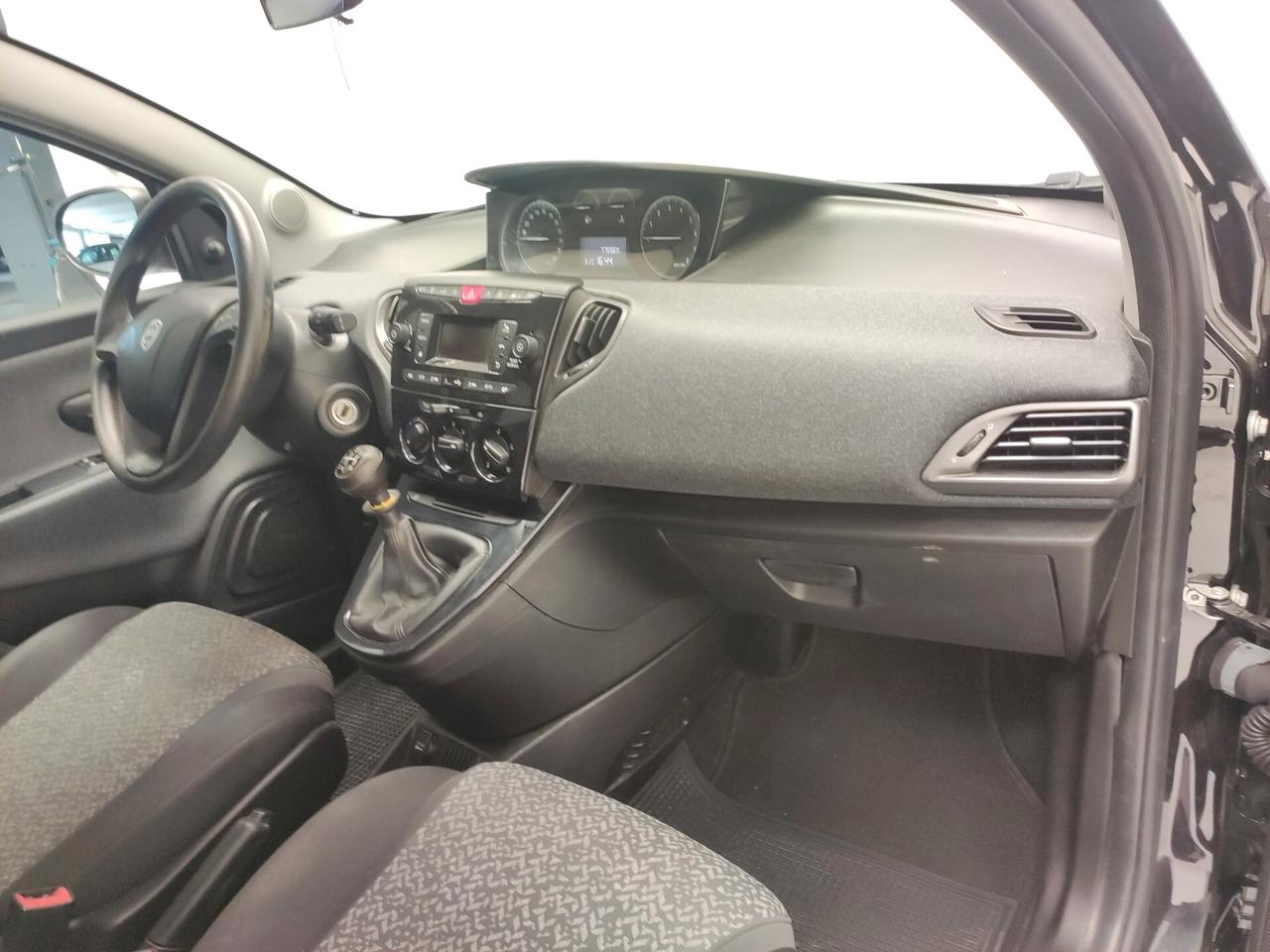 Lancia Ypsilon 1.2 69 CV 5 porte S&S Elefantino Blu