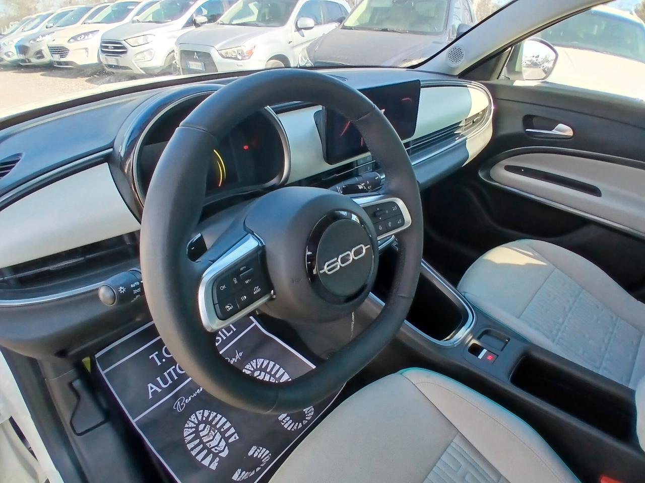 Fiat 600 Hybrid 110 CV DCT MHEV La Prima