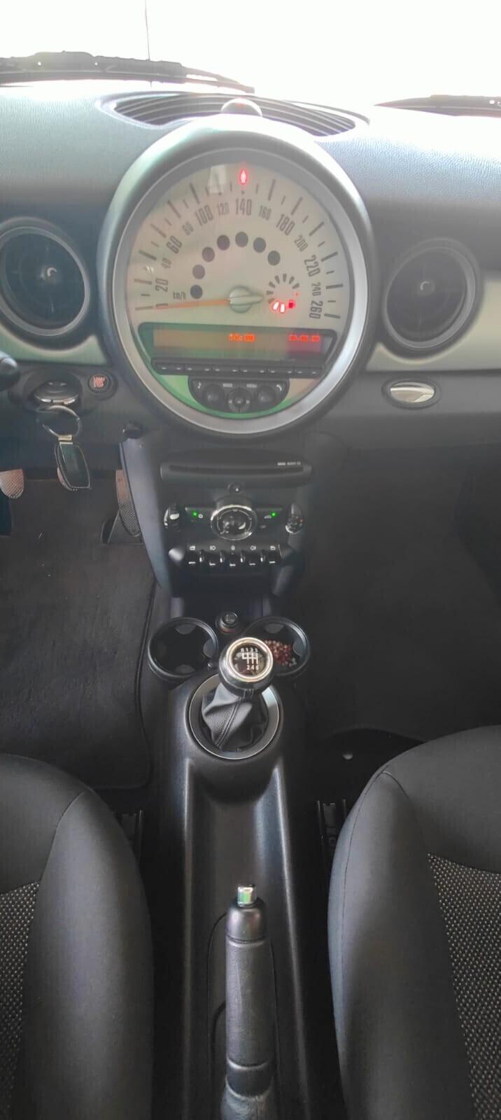 Mini Cooper Coupe 1.6 Coupé