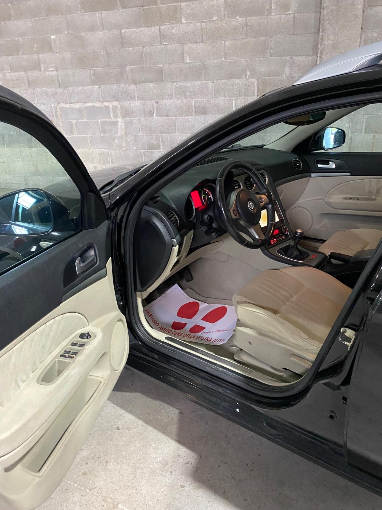 Alfa Romeo 159 1.9 JTDm 16V Sportwagon 156km