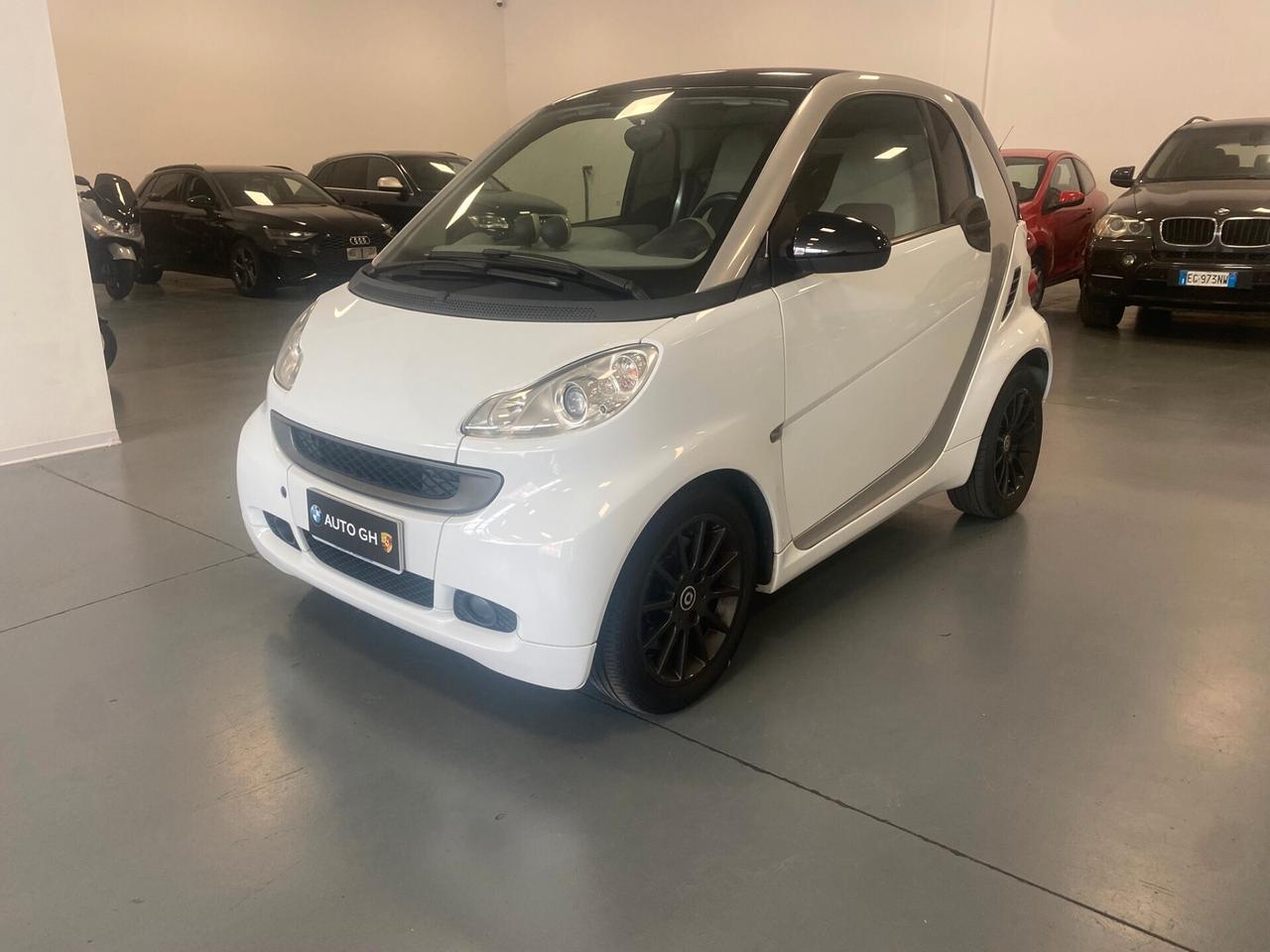Smart ForTwo 1000 52 kW coupé passion