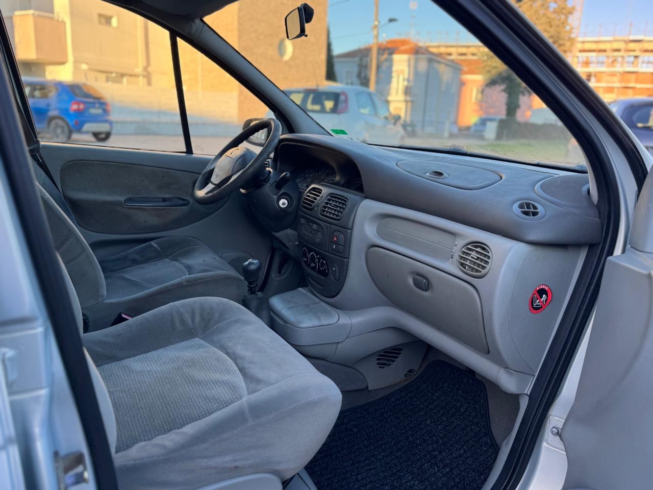 Renault Megane Mégane Scénic 1.9 dTi cat RXE