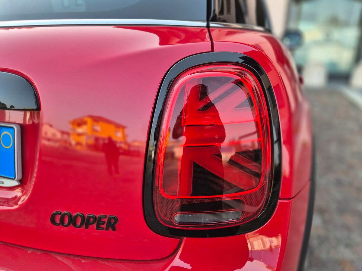 Mini Mini 5 Porte 1.5 Cooper Camden auto