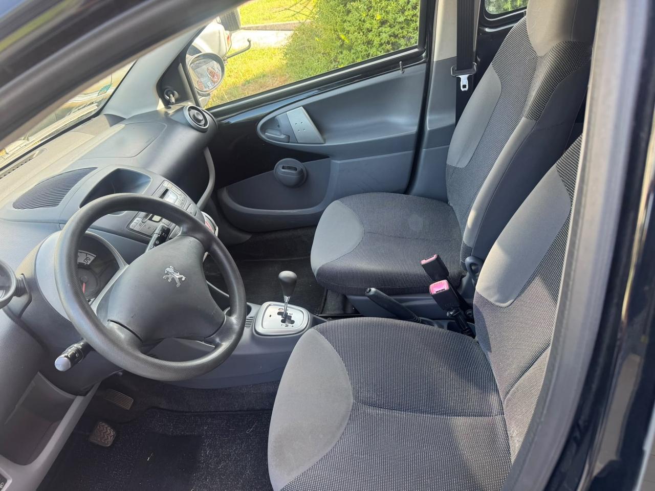 Peugeot 107 1.0 68CV 5p. Cambio automatico