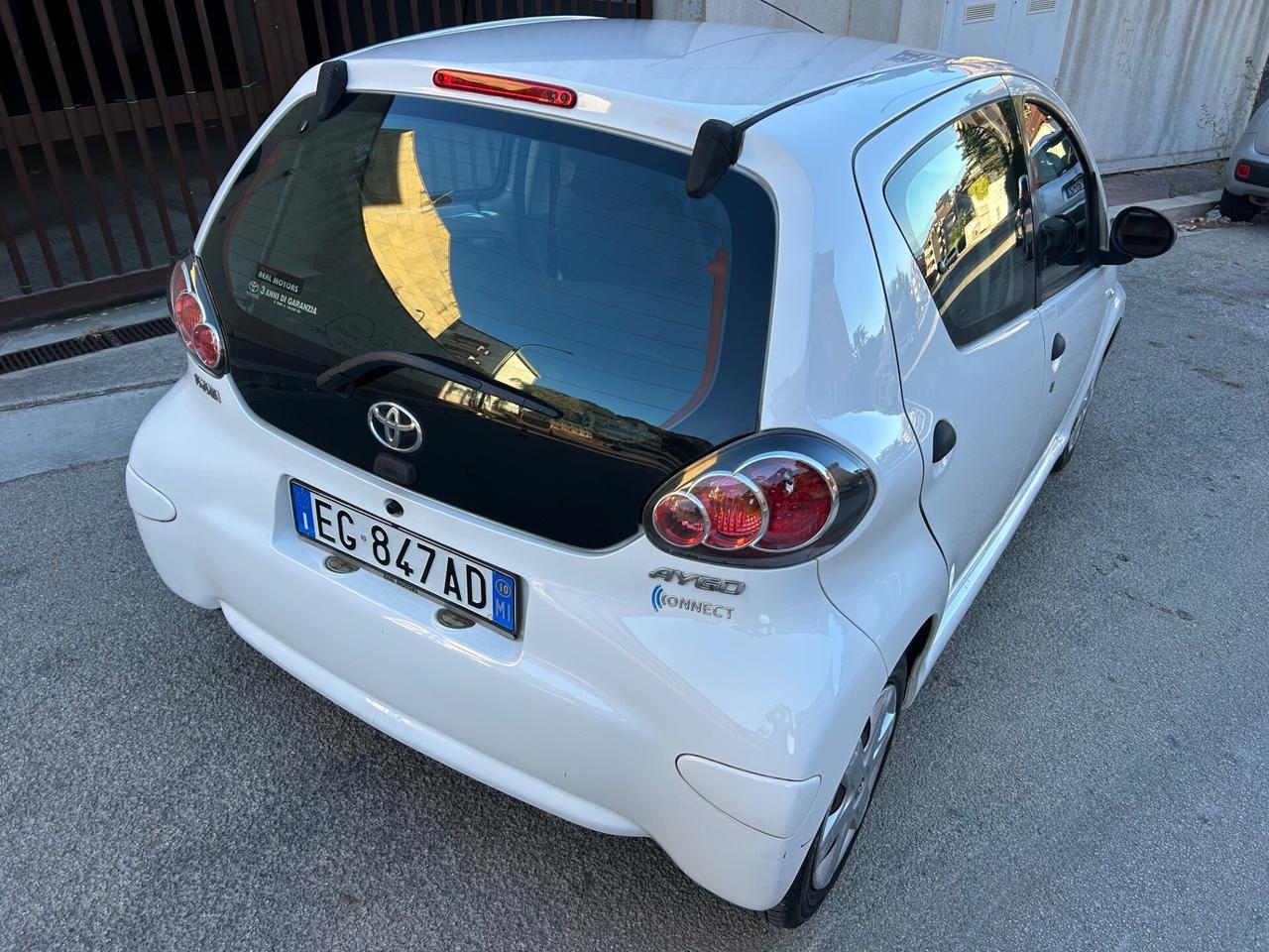 Toyota Aygo 1.0 benz ideale per neopatentati