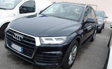 AUDI Q5 35 TDI quattro S tronic Business