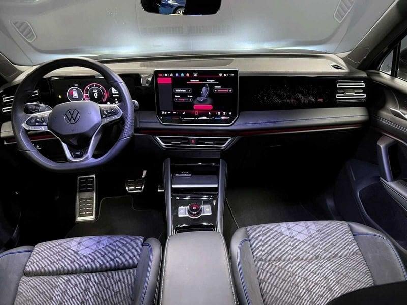 Volkswagen Tiguan 2.0 TDI 150 CV EVO SCR DSG R-Line Camera 360° Matrix Led 19"