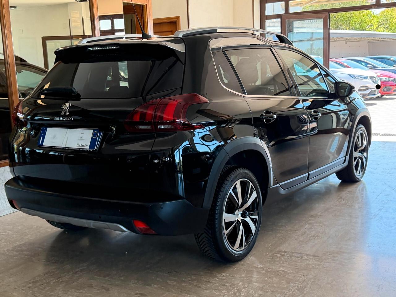 Peugeot 2008 1.6 BLUEHDI 100 cv. ALLURE