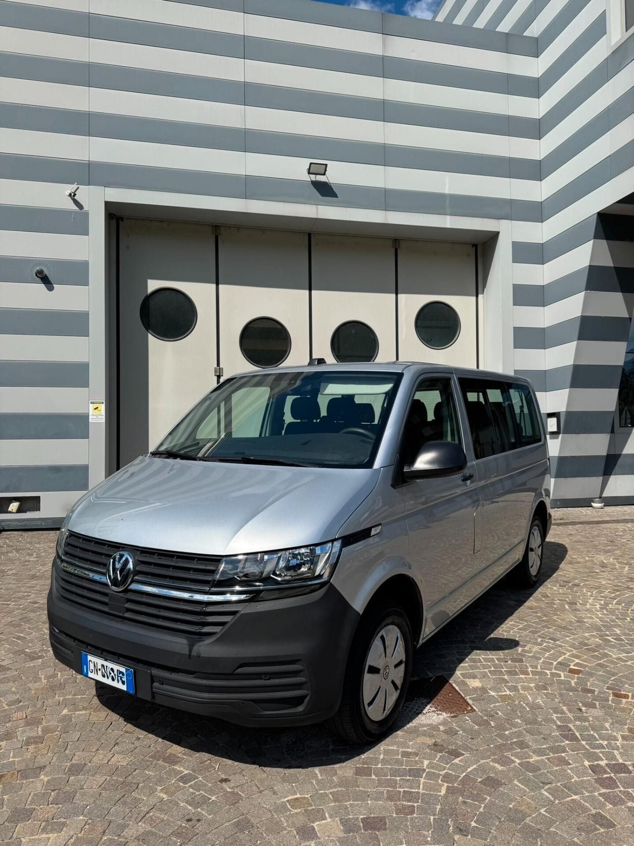 Volkswagen Transporter T6.1 - 2.0 TDI 110CV PC GARANZIA 69000km. 9 posti