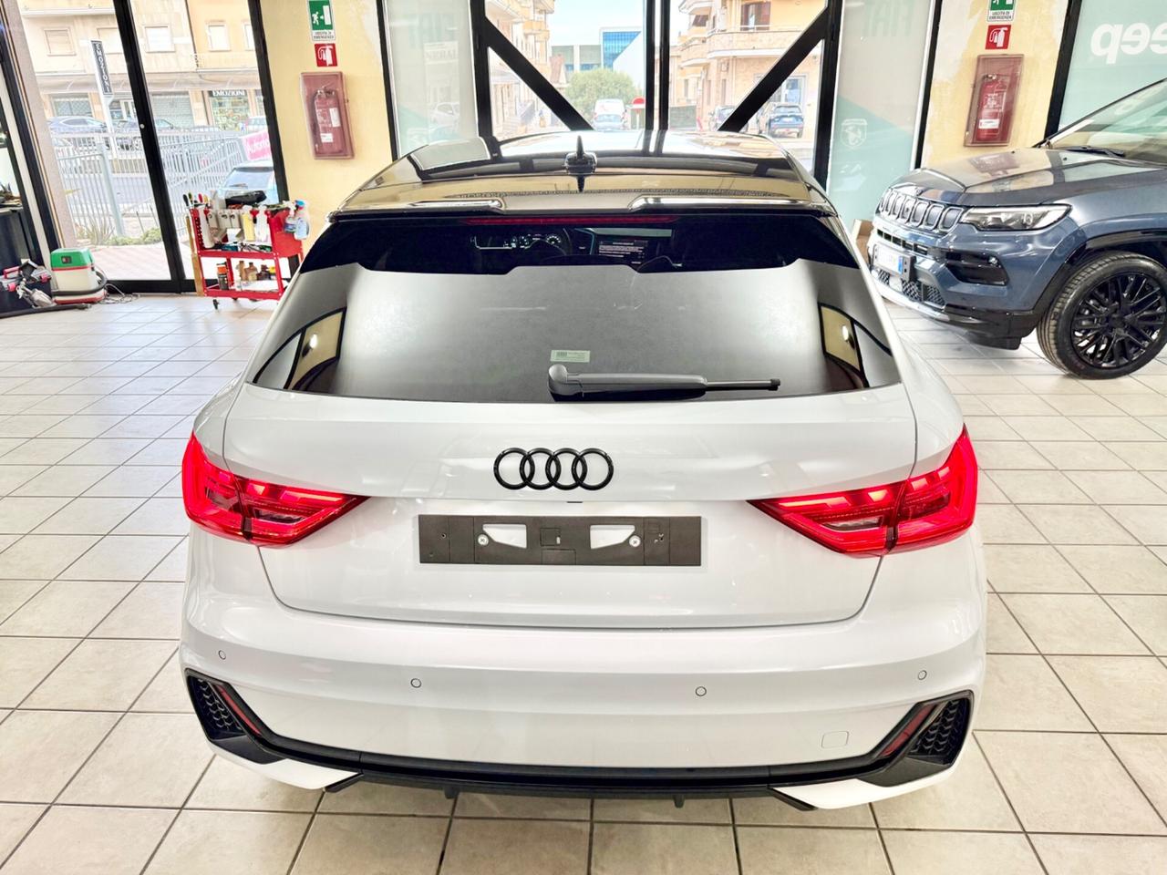 Audi A1 SPB 30 TFSI S tronic line edition