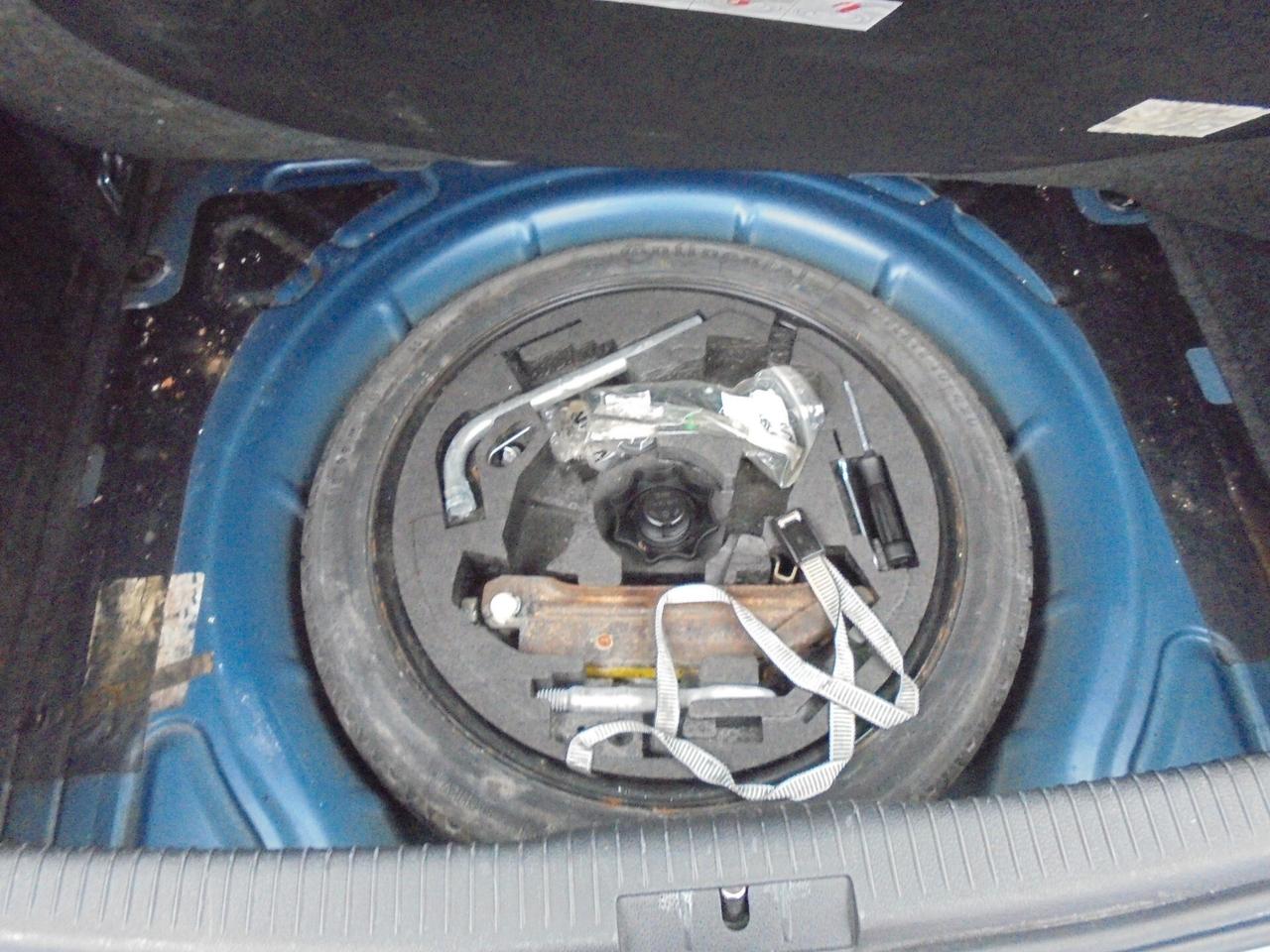 Volkswagen Golf 1.6 16V FSI 5p. Comfortline