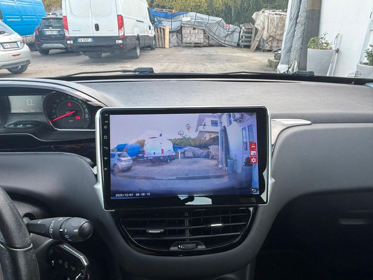 Peugeot 208 1.4 HDi 68 CV 5 porte Allure