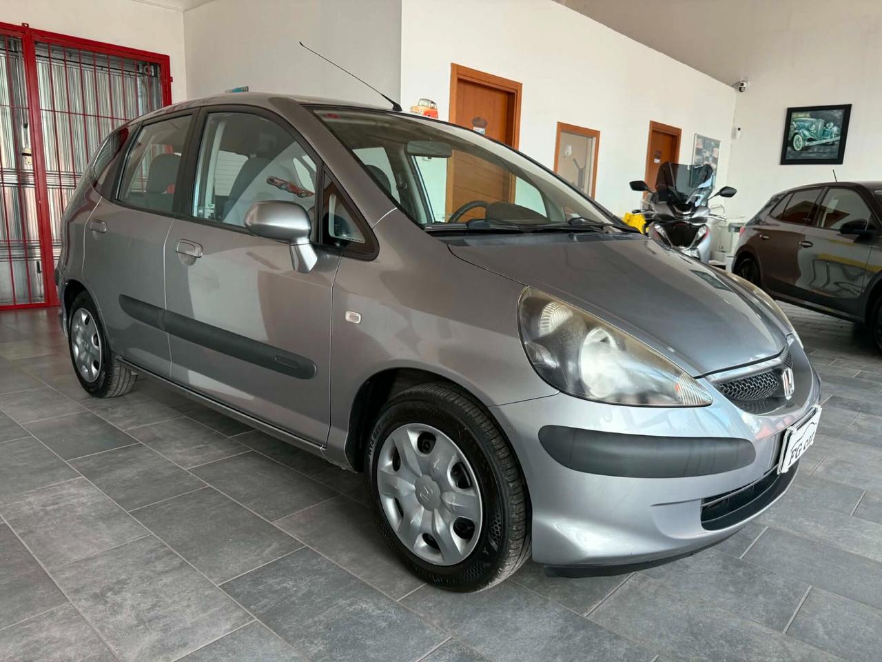 Honda Jazz 1.2 i-DSi 87cv 5 porte Live NEOPATENTATI