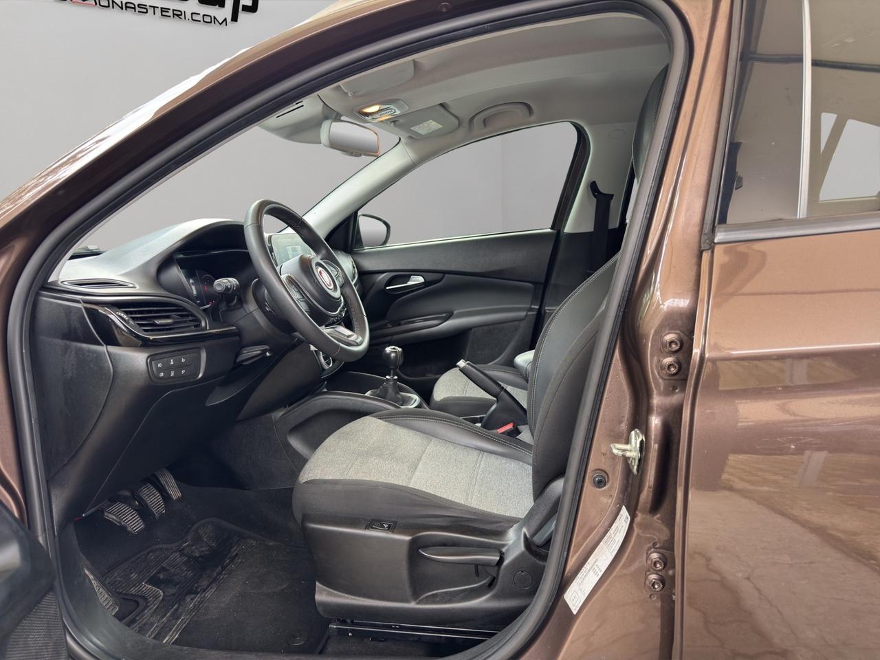 Fiat Tipo 1.6 Mjt S&S 5 porte Cross