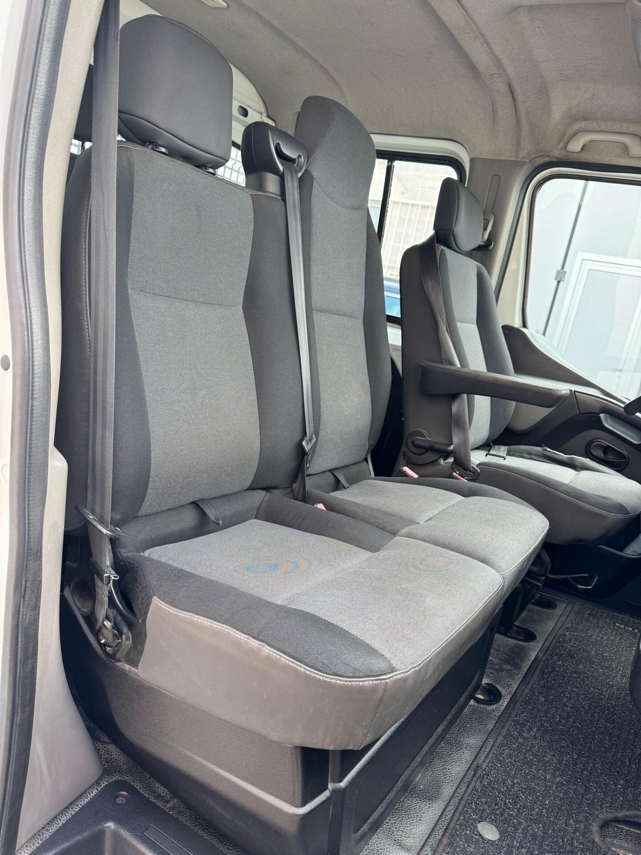 Renault Master T35 2.3 dCi/125 PL-DC Cabinato E5