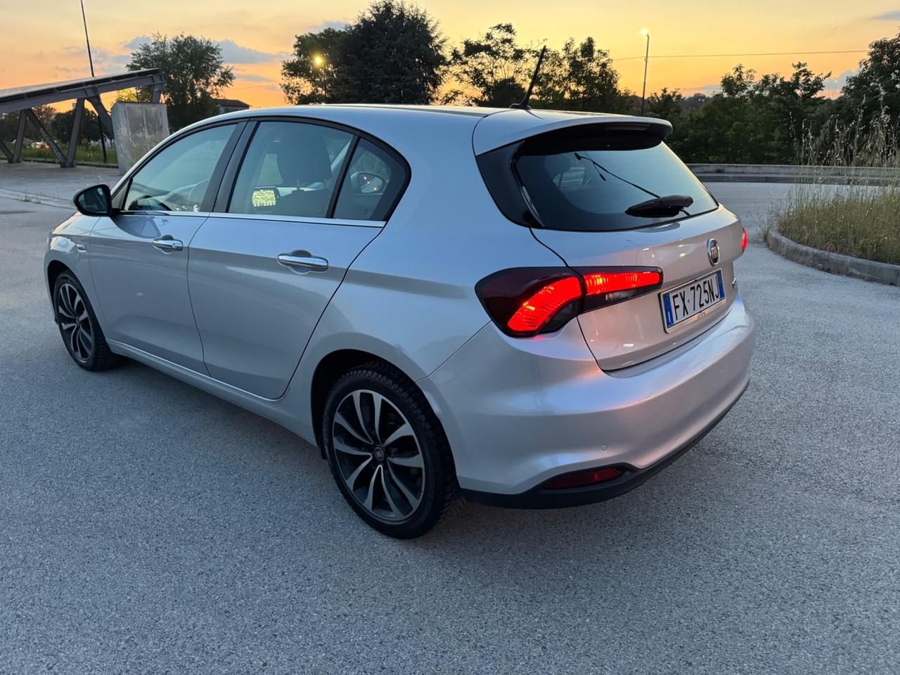 Fiat Tipo 1.6 Mjt S&S 5 porte Lounge